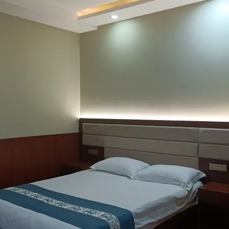 Shengyue Hotel