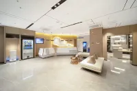 Yeste Hotel (Xianing Hot Spring Road Center Flowerbed Food Street Store)