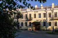 Golden Hotel