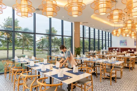 The Grand Arena Cam Ranh Hotel & Resort