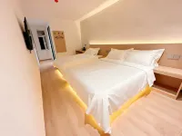 Riyuexing Hotel (Linghe Night Market) فنادق في جِينجَو