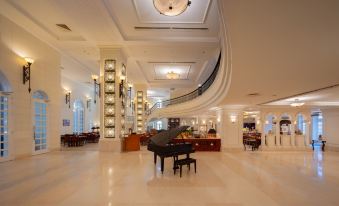 Sunrise Nha Trang Beach Hotel & Spa