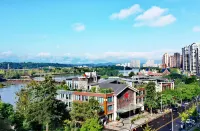 Jinren Hotel - parking