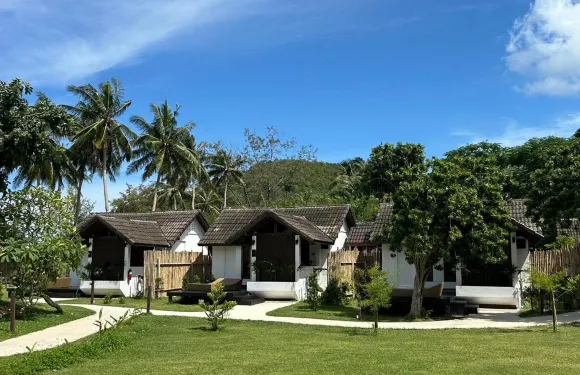 春蓬卡巴納度假村