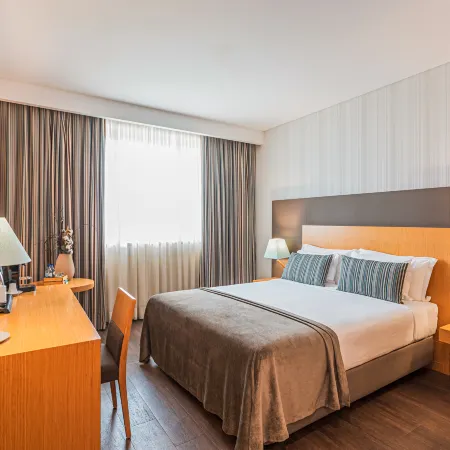 Mercure Lisboa Almada Hotel