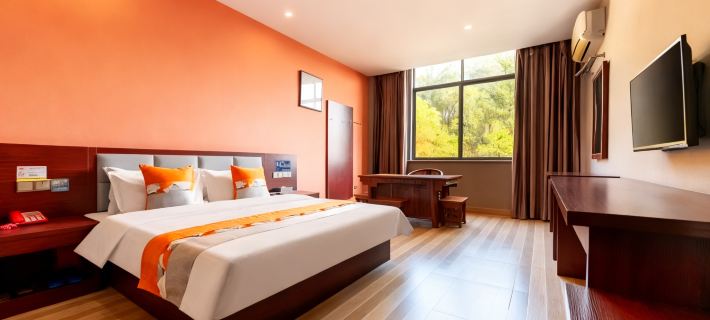 mengtian hotel Hotéis em Leping