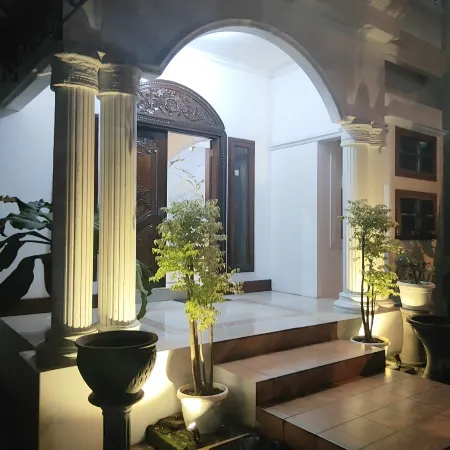 Omah Tirtodipuran