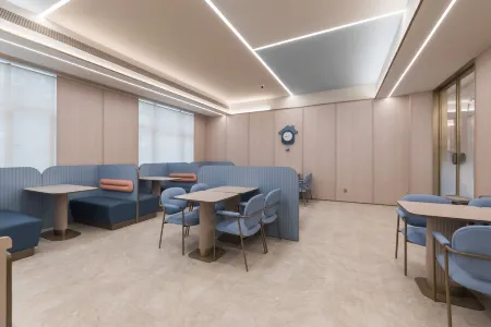 HanTing Hotel (Pingjiang Tianyue Academy Yueyang)