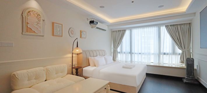 RNF Romantic French Elegant Style # Movie-Themed Surround Sound # Private Movie Theater Отели в г. Джохор-Бару