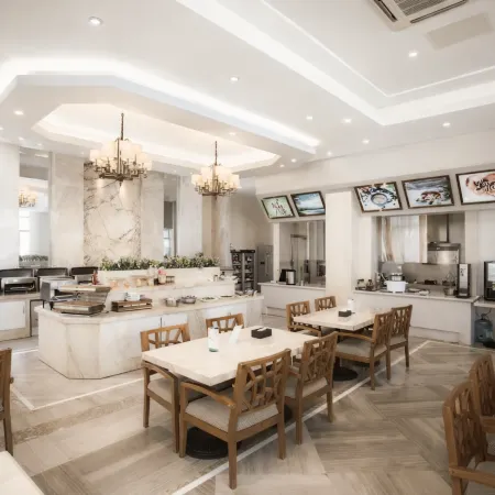 Haoli Holiday Hotel (Guangde Municipal Government)
