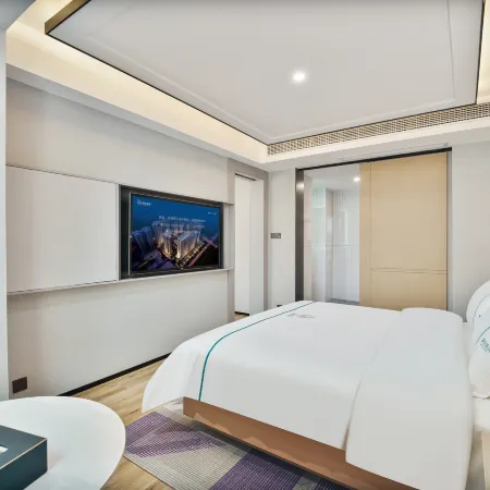 Lanyue Hotel