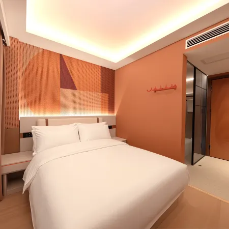 Zhouzhi International Hotel (Kunming Railway Station North Square Branch)