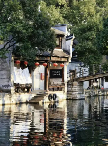 Flowers of the wayfaring seasons Hotel