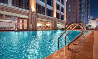 Miraton Hotel