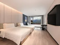 Nyingchi Motuo Lianhua Park Atour Hotel Hotels in Motuo