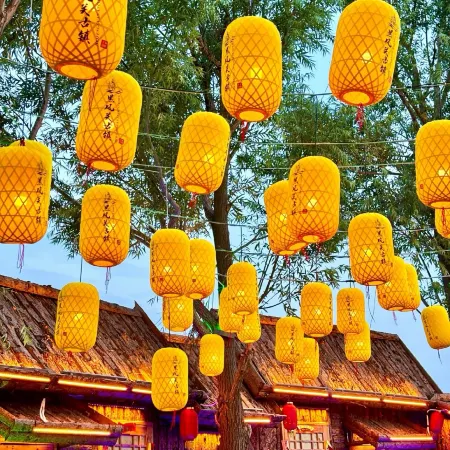 Leqi Hotel (Heifengguan Ancient Town)