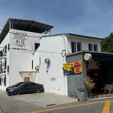 Lawten Hotel - Near Jonker Street - FREE PARKING