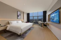 Lifeng Hotel (Chongqing University Town Microelectronics Park Subway Station Branch)