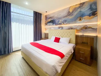 RedDoorz Plus @ edOtel Malang Các khách sạn ở Lowokwaru