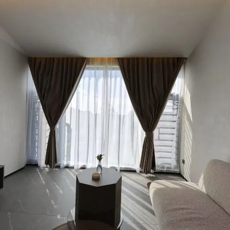 Yinshan·Secluded Resort(Anshun Huangguoshu Airport)