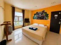 Sukhum Khaosan Au Bon Hostel - Ramah Hewan Peliharaan