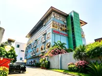 Wealth International Hotel - Zhou Jie Branch - Ikaija Lagos Mohammed Airport Branch Hotels in Lagos
