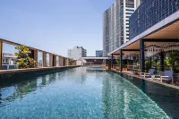 The Old Clare by ODE Hotels - parking