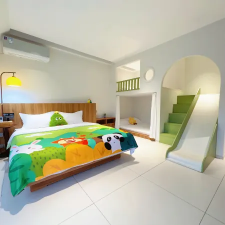 Floral Hotel·Rizhao and Baihe Hotel