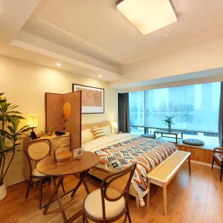 Shanghai Cosmo World Union Service Apartment