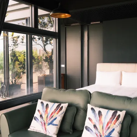 YANG ARCHITECT HOUSE -BUSINESS CONFERENCE B&B