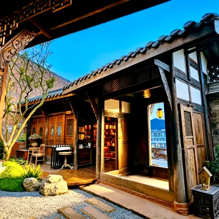 Nan Court Homestay