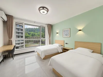 Kai Zheng  hotel Hotels in Kangxi Ceremony/Dingsheng Yuanbao Street