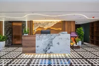 MAIA Boutique Hotel Da Nang - مسبح غير متناهي