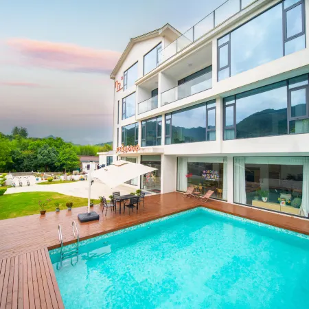 A few miles forest resort homestay