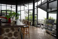 The Rock Lodge - breakfast