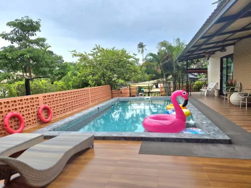 Villa Loved Beach AO Nam Mao Krabi - Villas