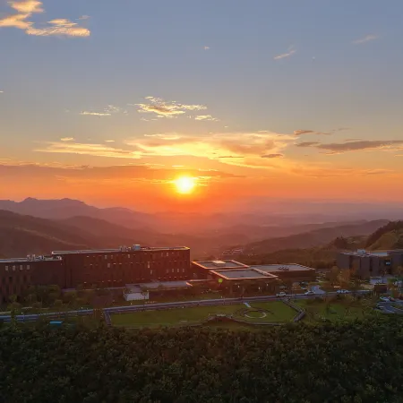 Hefei Lujiang Xidi Aranya Golden Sunset