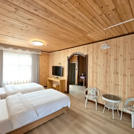 Katia · Wooden Villa Chalet (Ergun)