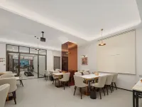Feifan Yunju Hotel (Erhai Park High Speed Railway Station) - sarapan