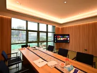 青年匯純女生公寓(福田區車公廟地鐵站店) 下沙附近的飯店