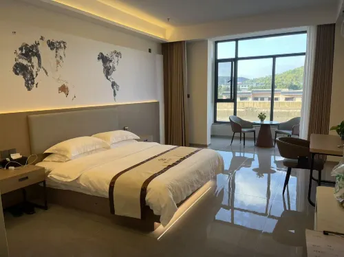 Longyuge Grand Hotel (Longde Bus Station Zhejiang Merchants Trade City) - 2-Star