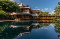 Governor's Residence - Pool