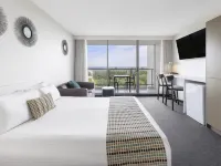 Ramada by Wyndham Marcoola Beach Hotels in Coolum Beach