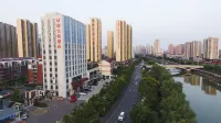 Vienna Hotel (Linyi City Center Taisheng Plaza)