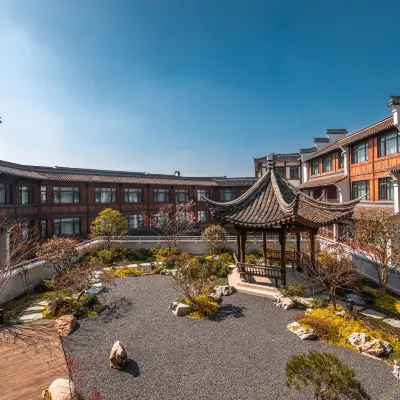Puyuan Fashion Resort-Pujin Hotel Hotels near Xianghai Buddhist Temple