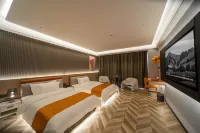 Dengqian Hotel (Xining Railway Station Xinqian International Branch)