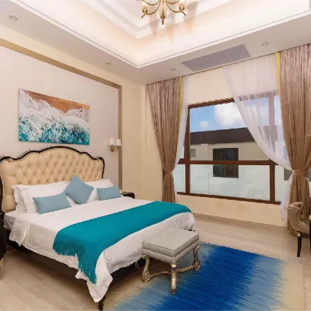 Hanamitsu Hotel & Spa