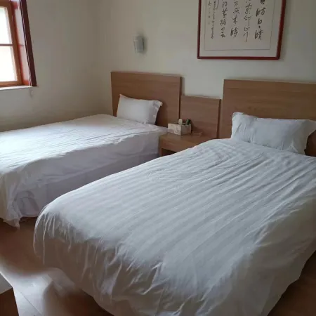 Yiyuan Shennong Yaogu Resort