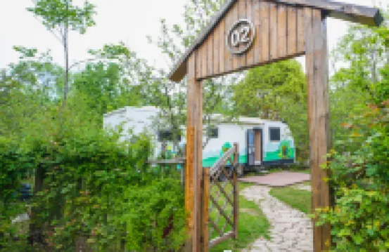 Santaishan RV Tree House Resort - Romantic