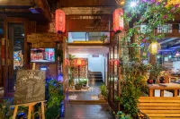 Eleven Eleven · Flower Dream Inn